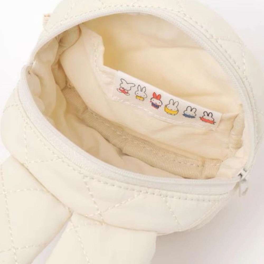 Miffy Kawaii Large Capacity Po - Airtag Holder Case recension och pris