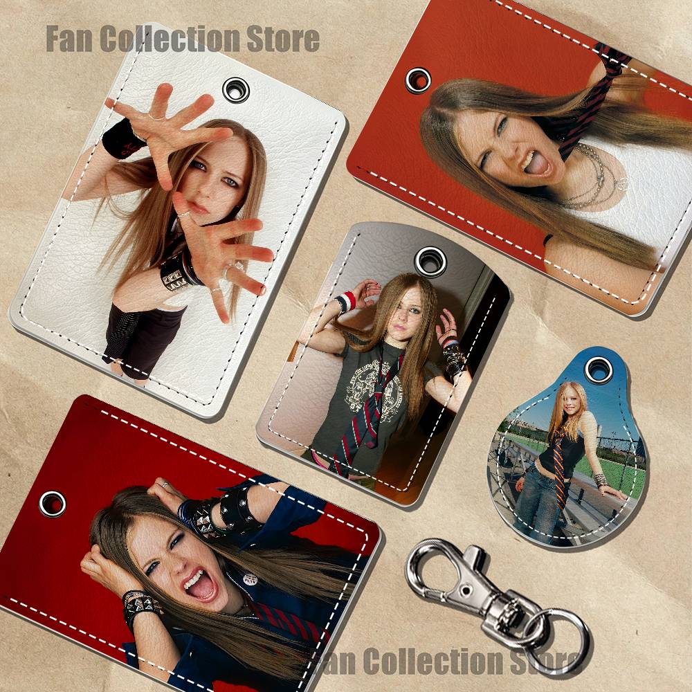 Singer A-Avril Holder Keychain - Airtag Holder Case recension och pris